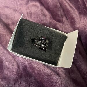 Black Ring  Lia Sophia size 8